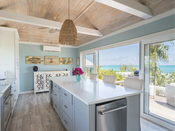 Bahamas Beachfront Vacation Rental Luxury Villa in Little Exuma