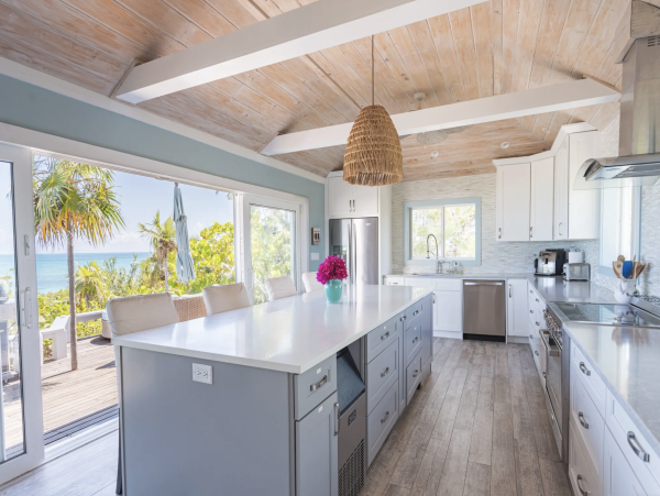 Bahamas Beachfront Vacation Rental Luxury Villa in Little Exuma