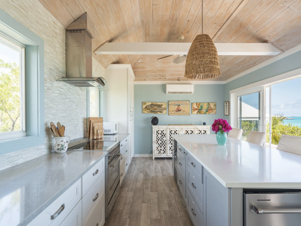 Bahamas Beachfront Vacation Rental Luxury Villa in Little Exuma