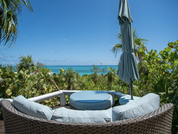 Bahamas Beachfront Vacation Rental Luxury Villa in Little Exuma