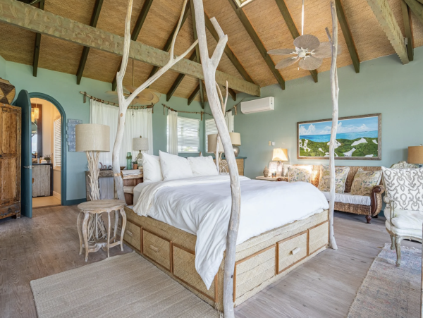 Bahamas Beachfront Vacation Rental Luxury Villa in Little Exuma