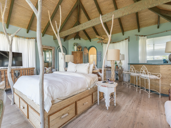 Bahamas Beachfront Vacation Rental Luxury Villa in Little Exuma