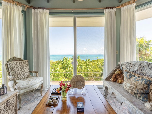 Bahamas Beachfront Vacation Rental Luxury Villa in Little Exuma