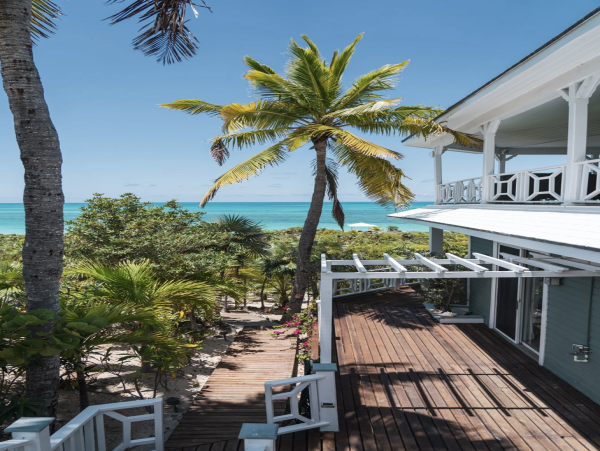Bahamas Beachfront Vacation Rental Luxury Villa in Little Exuma