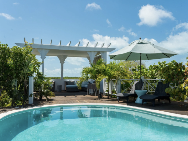 Bahamas Beachfront Vacation Rental Luxury Villa in Little Exuma