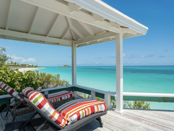 Bahamas Beachfront Vacation Rental Luxury Villa in Little Exuma