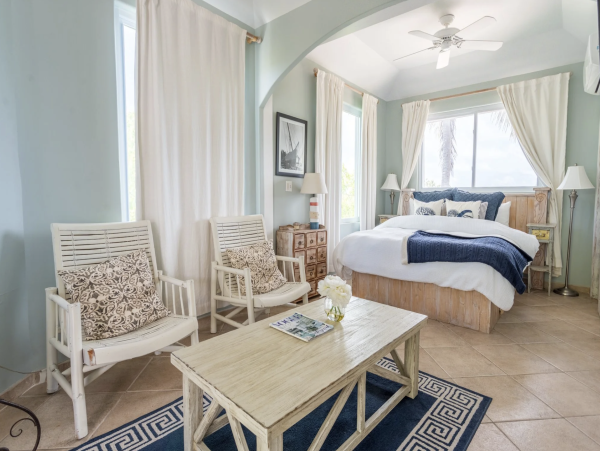 Bahamas Beachfront Vacation Rental Luxury Villa in Little Exuma