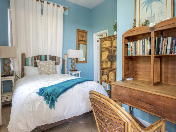 Bahamas Beachfront Vacation Rental Luxury Villa in Little Exuma