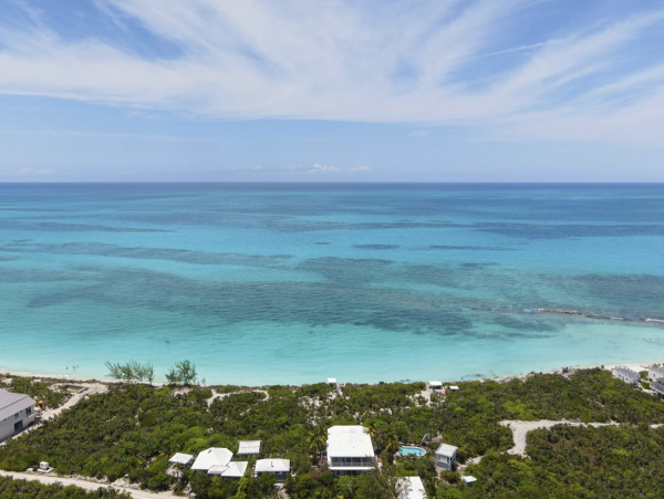 Bahamas Beachfront Vacation Rental Luxury Villa in Little Exuma