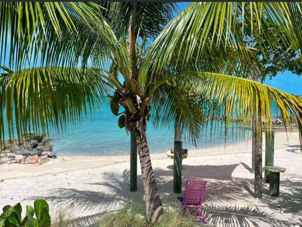 Escape to Your Beachfront Sanctuary in Long Island, Bahamas