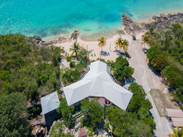 Escape to Your Beachfront Sanctuary in Long Island, Bahamas