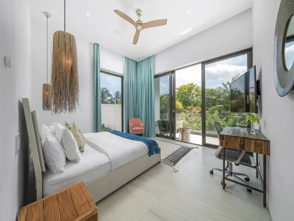 Bahamas Beachfront Villa Rental Harbour Island Vacation Rental