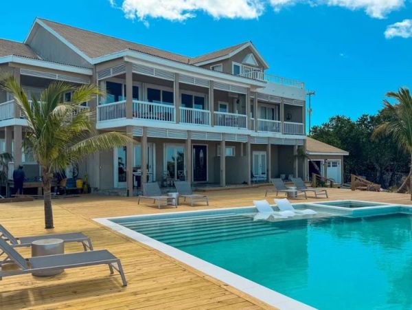 Luxury Exuma Vacation Rental with Ocean Views