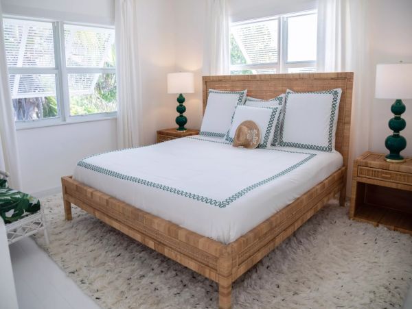 Beachfront Six Bedroom Vacation Rental in the Bahamas