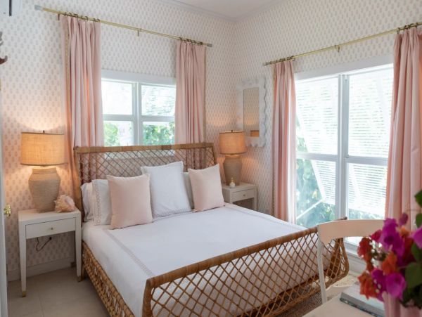 Beachfront Six Bedroom Vacation Rental in the Bahamas