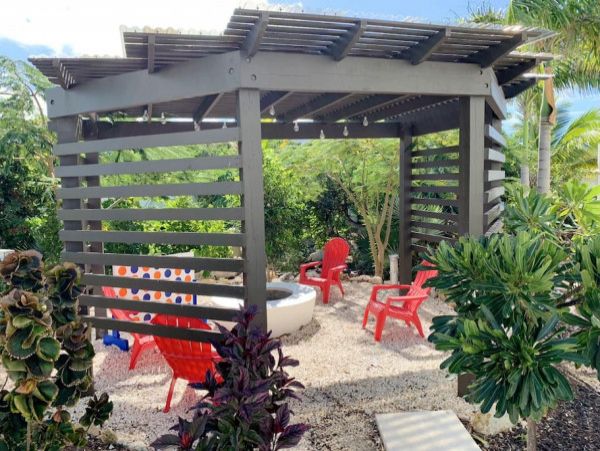 Turks and Caicos Vacation Home Six Bedroom Walk to Beach