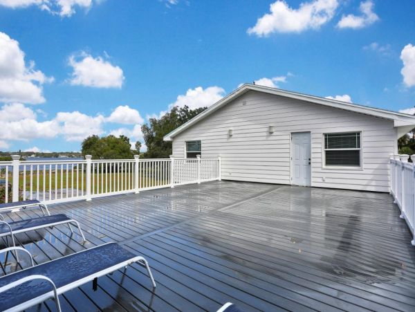 Luxury 4 Bedroom Estate with Private Pool in Port Rickey