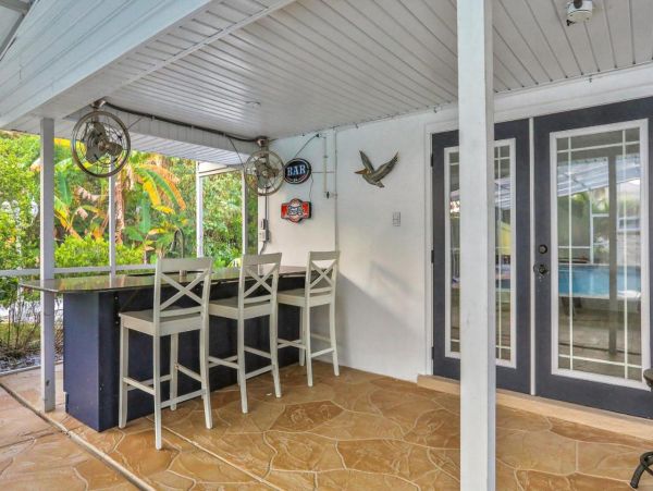 Luxury 4 Bedroom Estate with Private Pool in Port Rickey
