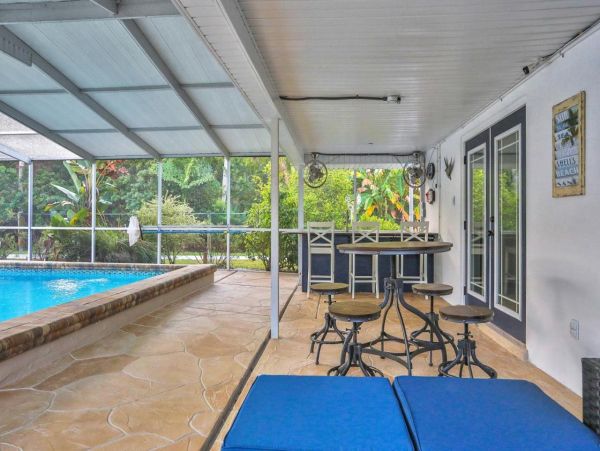 Luxury 4 Bedroom Estate with Private Pool in Port Rickey