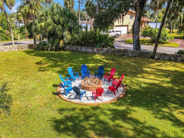Luxury 4 Bedroom Estate with Private Pool in Port Rickey
