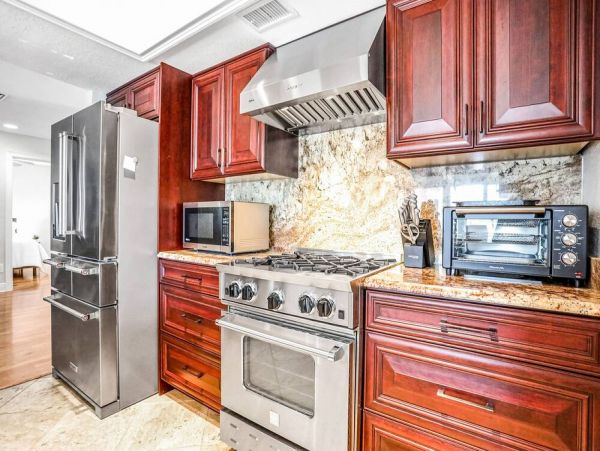 Water Front Largo FL Vacation Home Five Bedroom