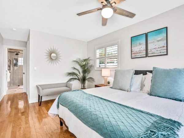 Water Front Largo FL Vacation Home Five Bedroom