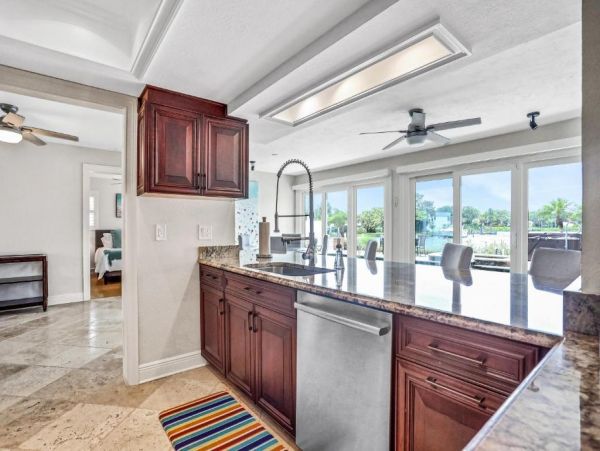 Water Front Largo FL Vacation Home Five Bedroom