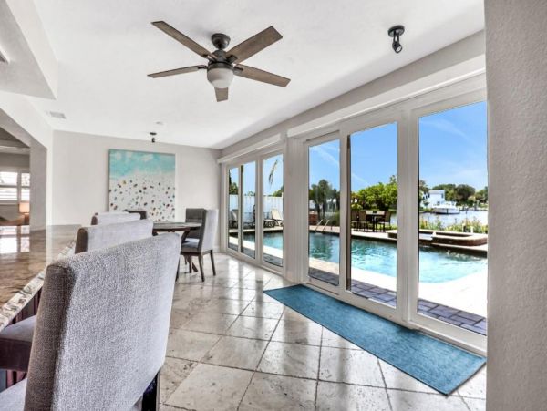 Water Front Largo FL Vacation Home Five Bedroom