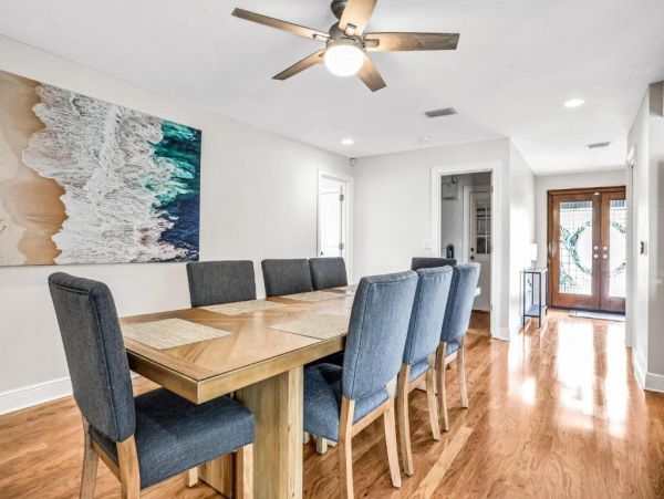 Water Front Largo FL Vacation Home Five Bedroom