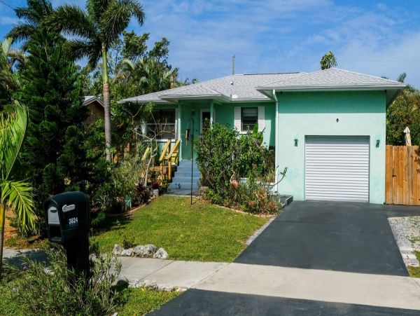 Secluded Vacation Rental in Bradenton