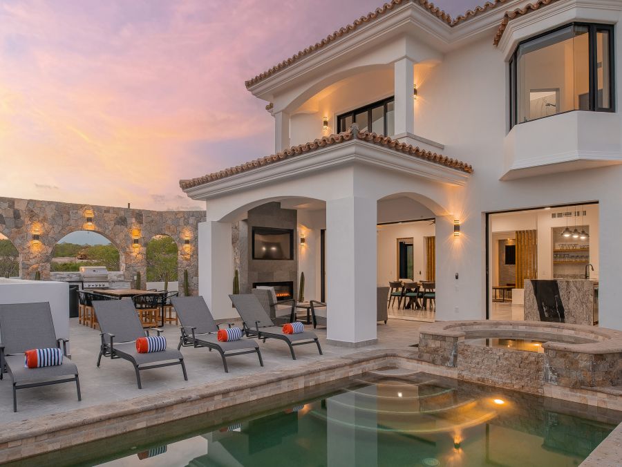 Escape to Relaxing Vacation Rental in Los Cabos