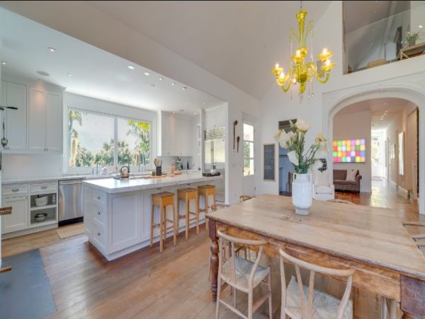Carpinteria wonderful home with four bedrooms and pool
