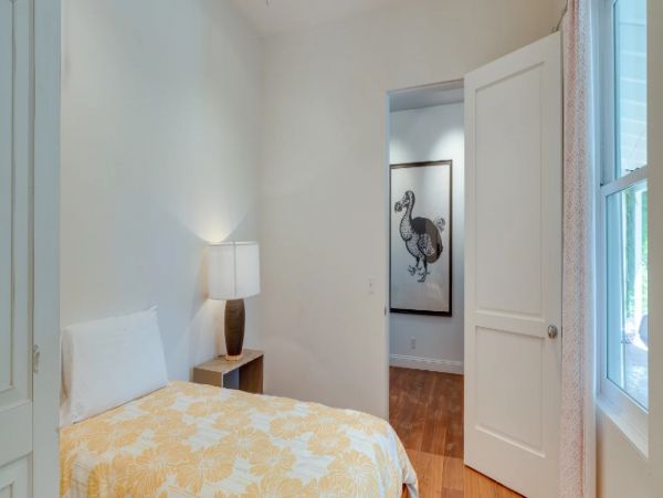 Carpinteria wonderful home with four bedrooms and pool