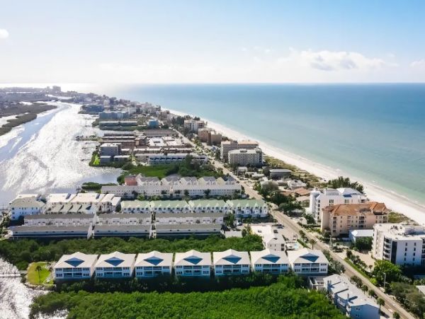 Gulf Water View Condo w/Balcony