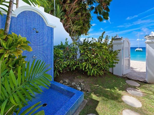 Beachfront Vacation Villa with 4 Bedroom & Stunning Views