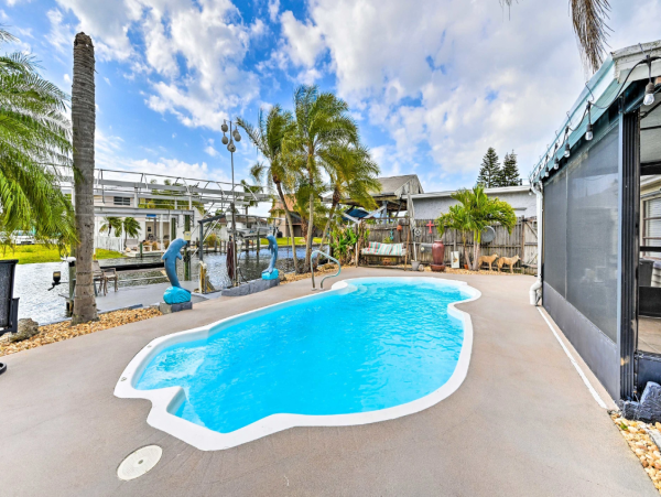 Waterfront Vacation Rental with 3 Bedrooms in Hudson