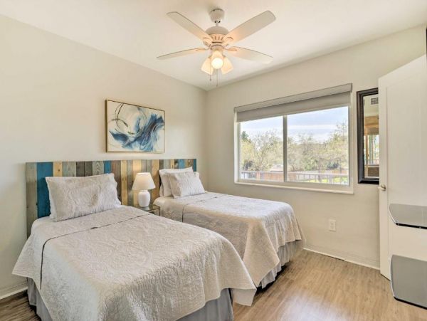 Palmetto Bay Vacation Condo Two Bedroom