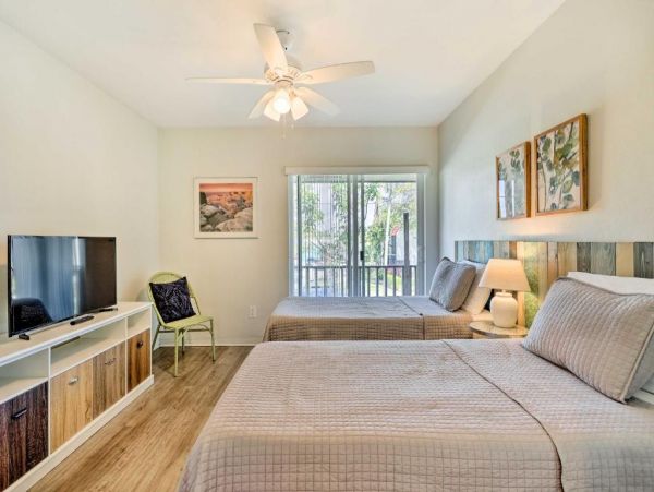 Palmetto Bay Vacation Condo Two Bedroom