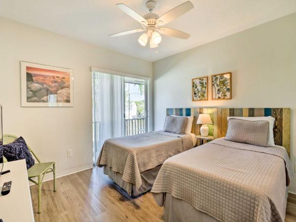 Palmetto Bay Vacation Condo Two Bedroom