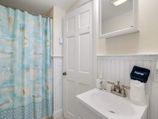 Family & Dog Friendly North Chatham Vacation Rental - Cape Cod Home Near Pleasant Bay