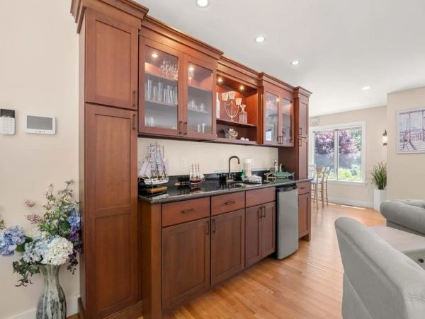Family & Dog Friendly North Chatham Vacation Rental - Cape Cod Home Near Pleasant Bay