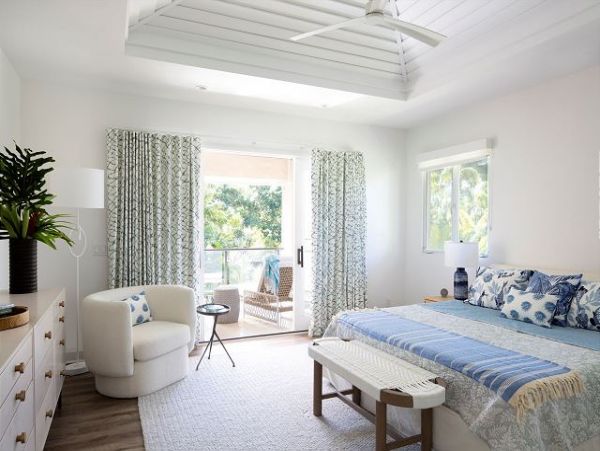 Honolulu Vacation Home Four Bedroom Walk to Beach
