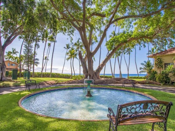 Lahaina Vacation Condo Two Bedroom Water Views