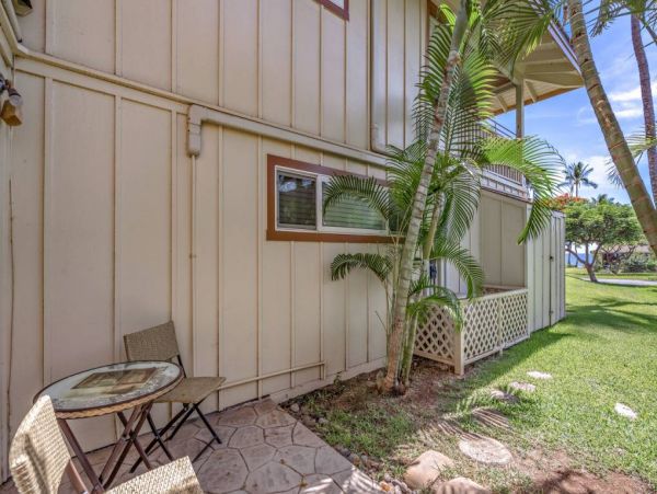 Lahaina Vacation Condo Two Bedroom Water Views