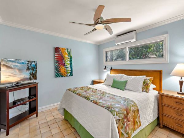 Lahaina Vacation Condo Two Bedroom Water Views