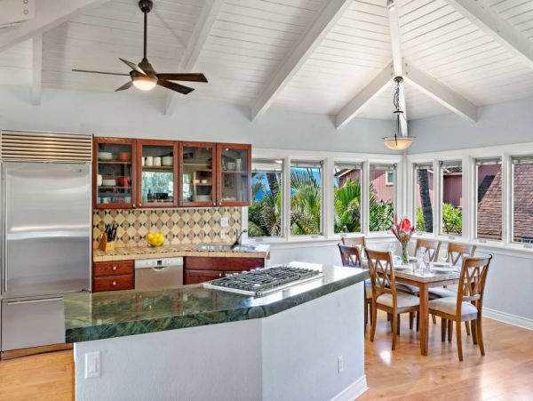 Lahaina Vacation Condo Two Bedroom Water Views