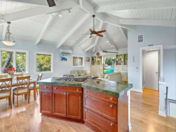 Lahaina Vacation Condo Two Bedroom Water Views