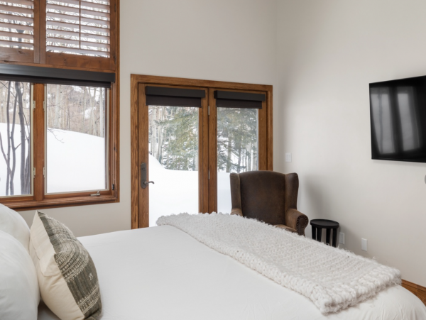 Mountain Village home with Guest house on shuttle
