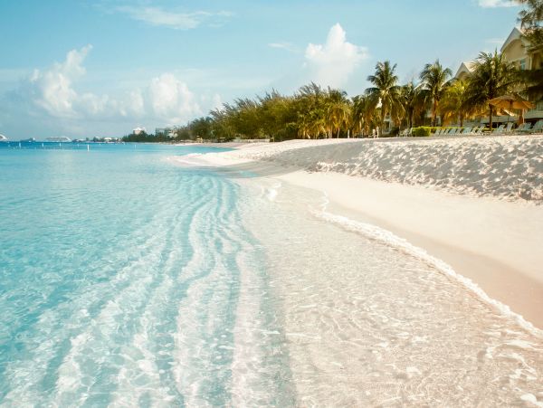 Ultimate Beachfront Vacation Rental in the Cayman Islands