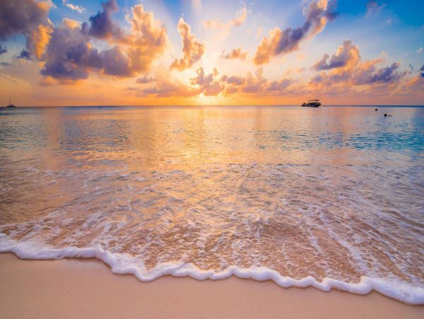 Beachfront Amazing Vacation Residence in Cayman Islands